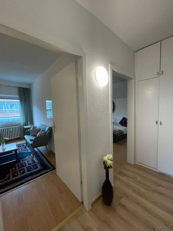 Riverside Attic Apartment Near The Chocolate Museum Cologne Exterior photo